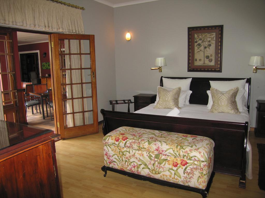 Beaufort Manor Country Lodge Beaufort West Exterior photo